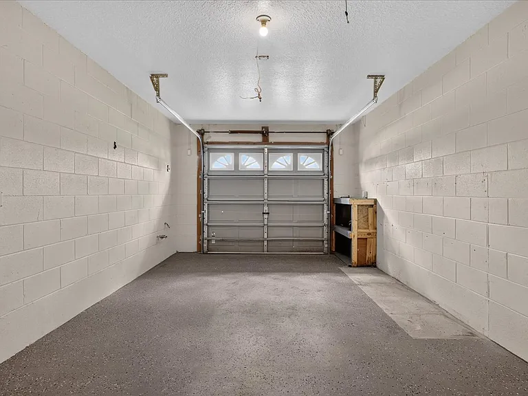 37 Pine Hill Ln #B — Photo 16