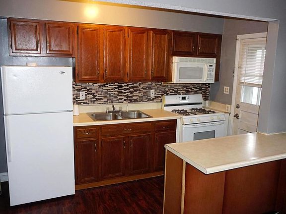2nd image of 3436 Dunran Rd