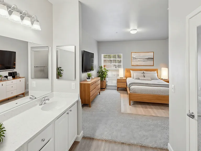 North Pointe Apartments — Photo 9