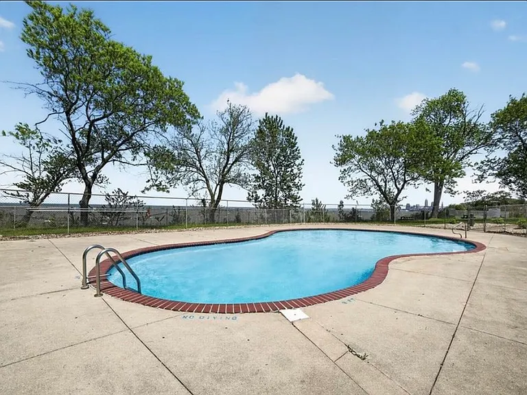 11720 Edgewater Dr #510 — Photo 18
