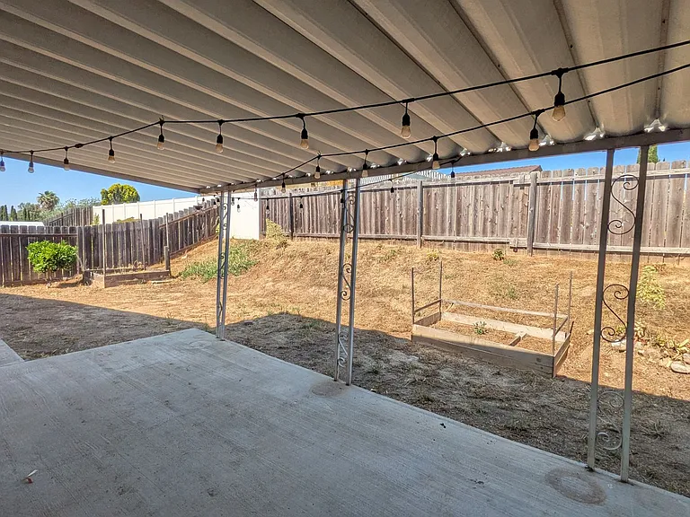 11425 Elbert Way — Photo 13