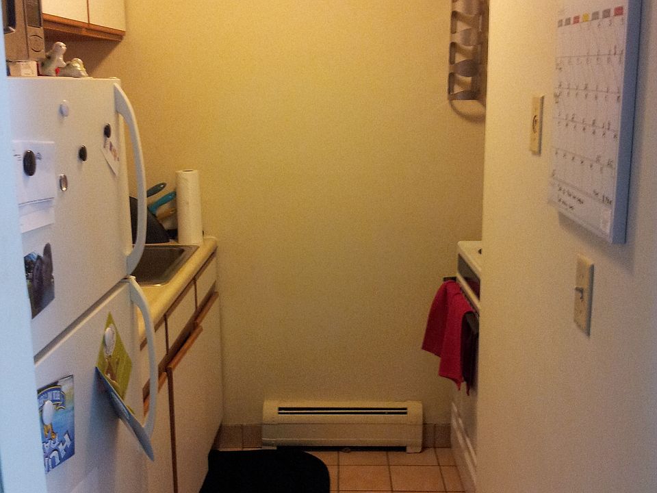 2nd image of 2160 Fulton Ave APT 2A