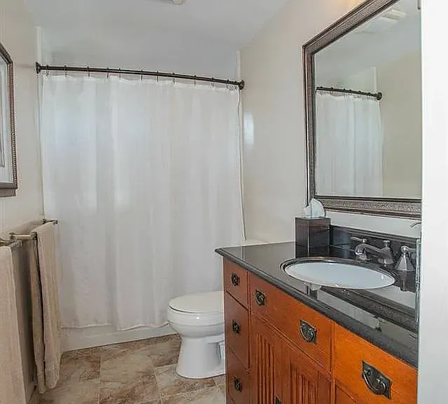 2449 Casa Way — Photo 6