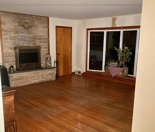4th image of 11812 Robinwood Dr