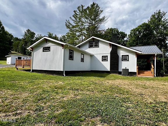 3rd image of 437 Turner Rd