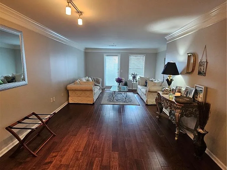 3334 Peachtree Rd NE #1714 — Photo 14
