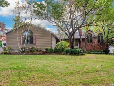 1 Schoolhouse Way, Dix Hills, NY, 11746