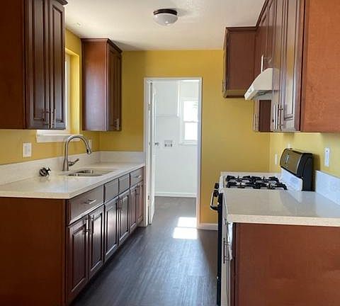 5th image of 73048 Sun Valley Dr