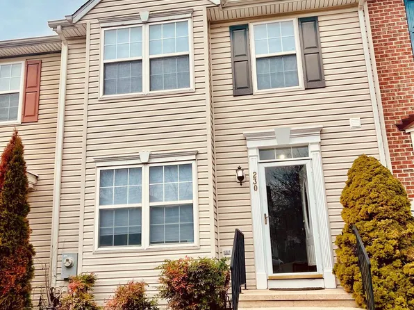 230 Lodestone Ct, Westminster, MD 21158