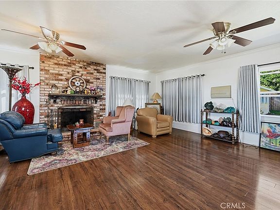 4th image of 3440 Beach St