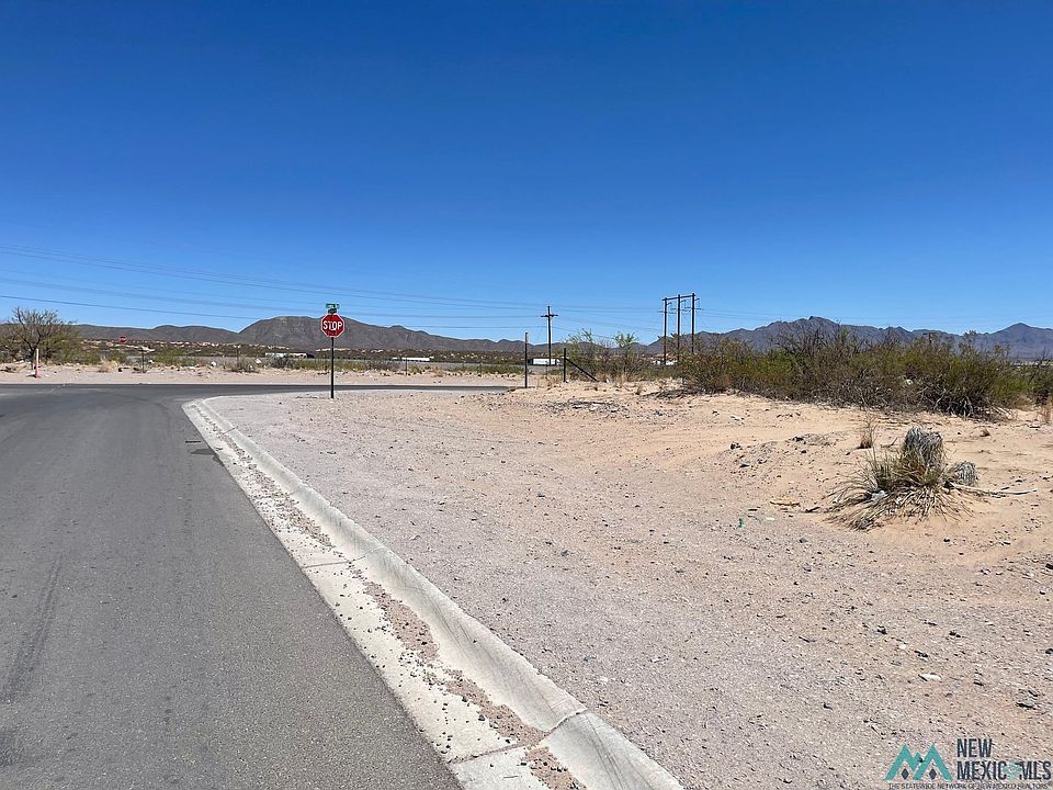 1st image of Warthen Rd