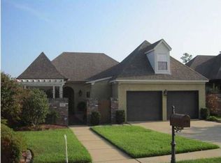 414 Beacon Ln, Brandon, MS 39047