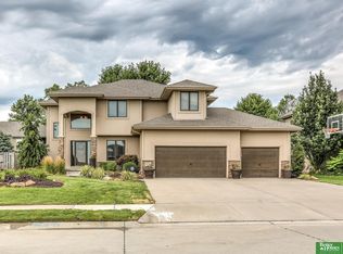 2116 S 192nd Ave, Omaha, NE 68130