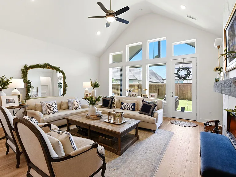 27927 Spring Falls Ct — Photo 19
