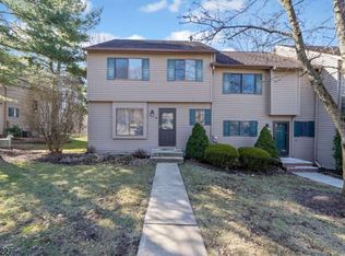 14 Indian Spring Ln, High Bridge, NJ 08829