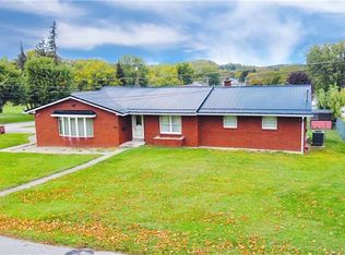 201 Constitution St, Perryopolis, PA 15473