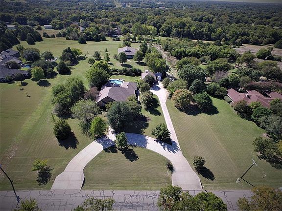 5th image of 1260 Red Oak Trl