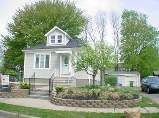 83 Overbrook Ave, Edison, NJ 08817