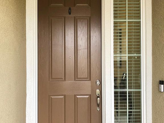 3rd image of 2577 N Rock Creek Dr