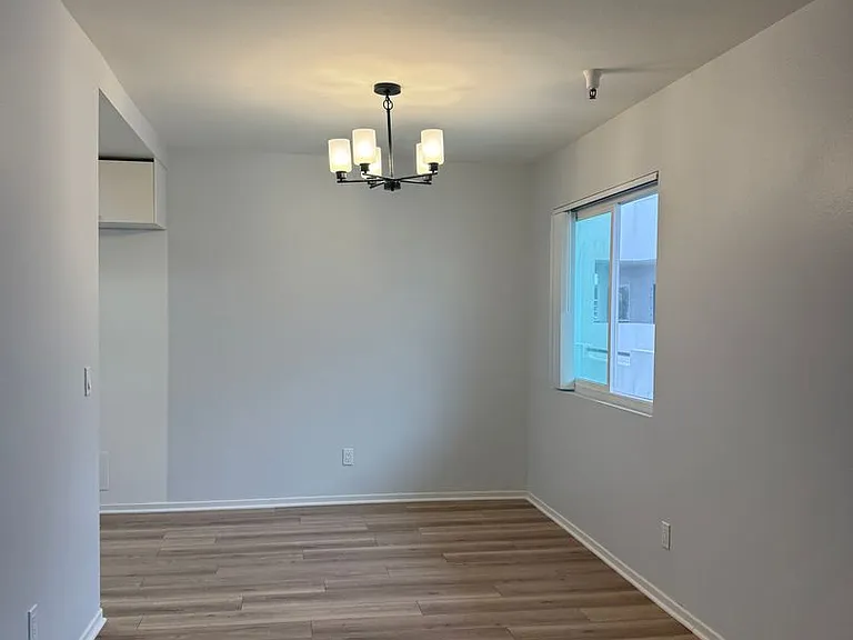 615 N. Juanita Ave — Photo 25