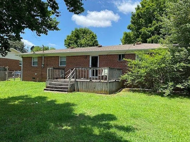 118 Dowdy Dr — Photo 8