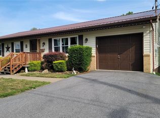 403 N 4th St, Reynoldsville, PA 15851
