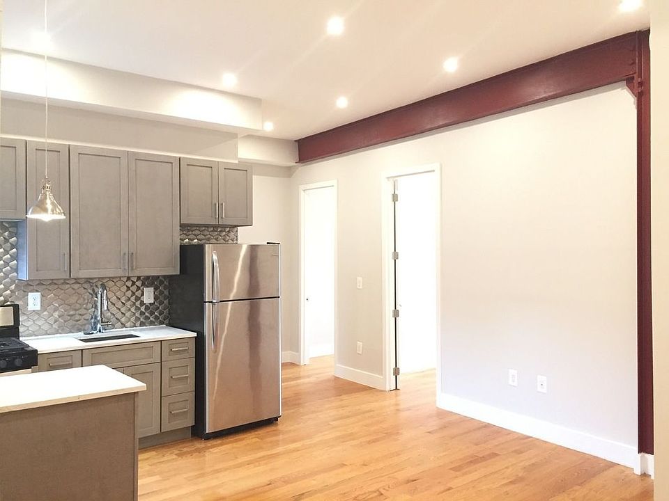 1st image of 324 Montgomery St #D12