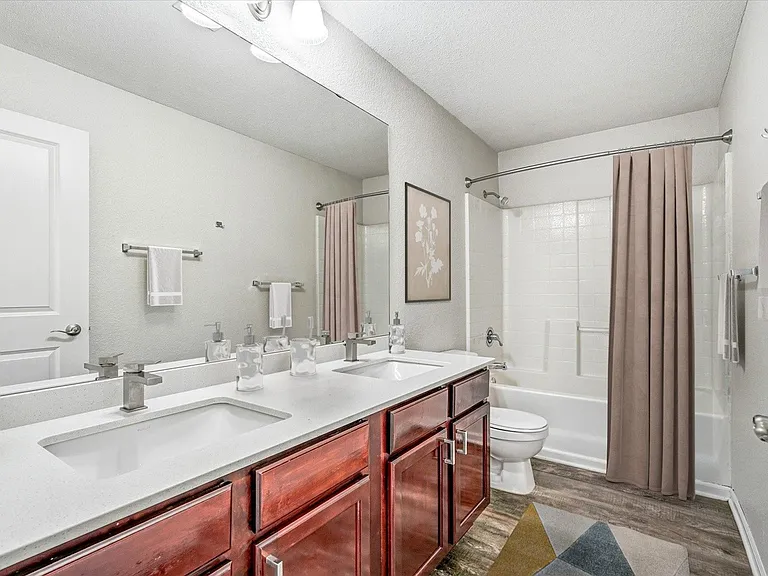 808 Berry Place — Photo 14