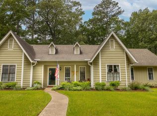 296 Cedar Dr, Columbus, MS 39705