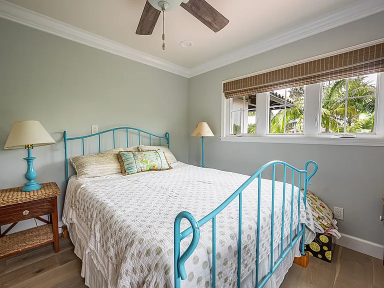 341 Calle De Adele — Photo 59
