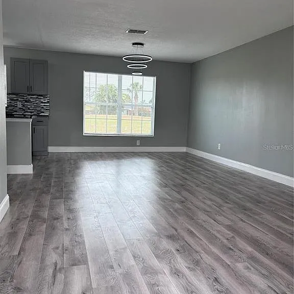 134 Pansy Ct — Photo 2