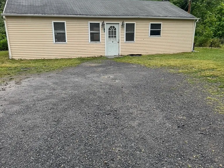 76 Broad St — Photo 5
