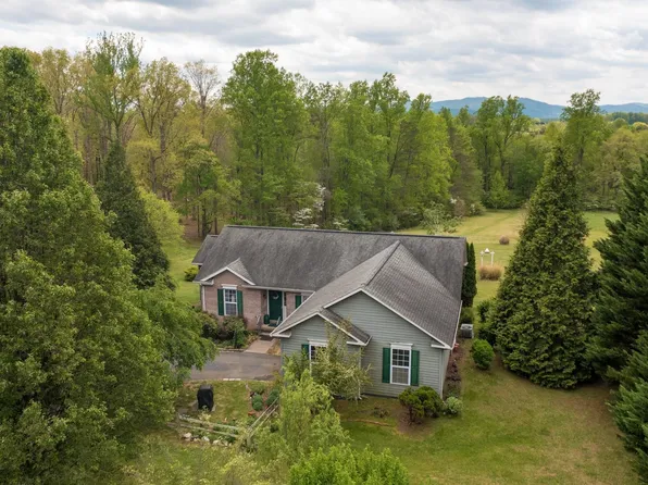 288 Bland Wade Ln, Afton, VA 22920
