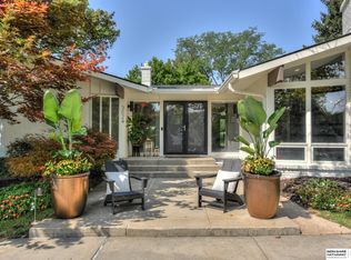 3024 S 101st St, Omaha, NE 68124