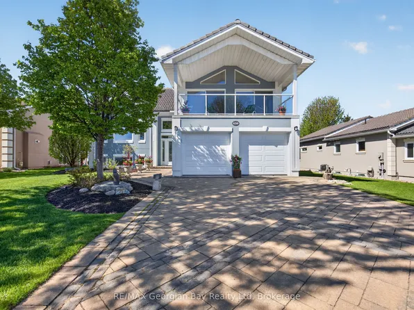 656 Aberdeen Blvd, Midland, ON L4R 5N9