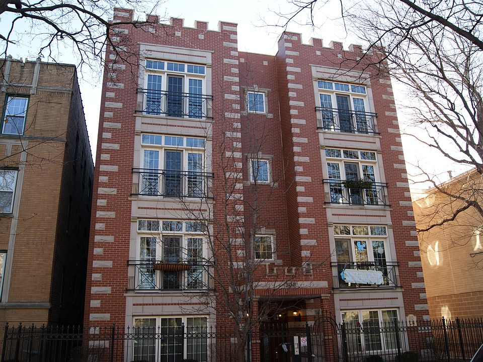 1st image of 2049 W Morse Ave APT 4