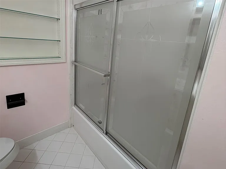 922 Hector Ave — Photo 23