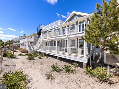 125 E Herbert Ave, Brant Beach, NJ, 08008