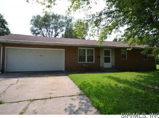 2604 Angela Dr, Granite City, IL