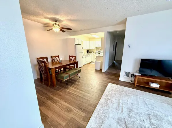 203 N Mill St APT 307, Colfax, WA 99111