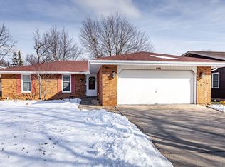 668 Cassie Dr, Joliet, IL 60435