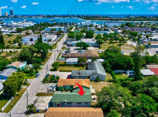147 W 17th St, Riviera Beach, FL 33404