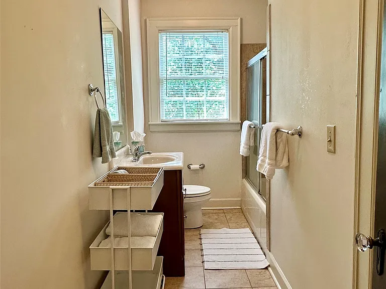 133 Felder Ave #2W — Photo 10