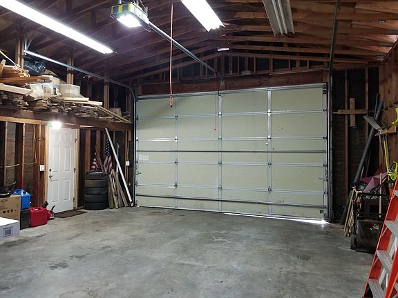5th image of 846 Nottingham Dr SE