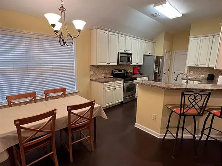 9713 Silver Bell Ct — Photo 18