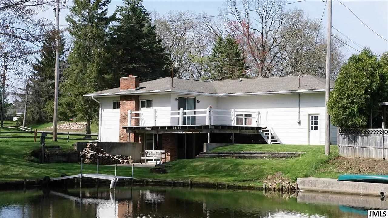 3373 Hoyer Rd photo 1