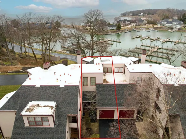 4395 E Marin Woods #C, Port Clinton, OH 43452