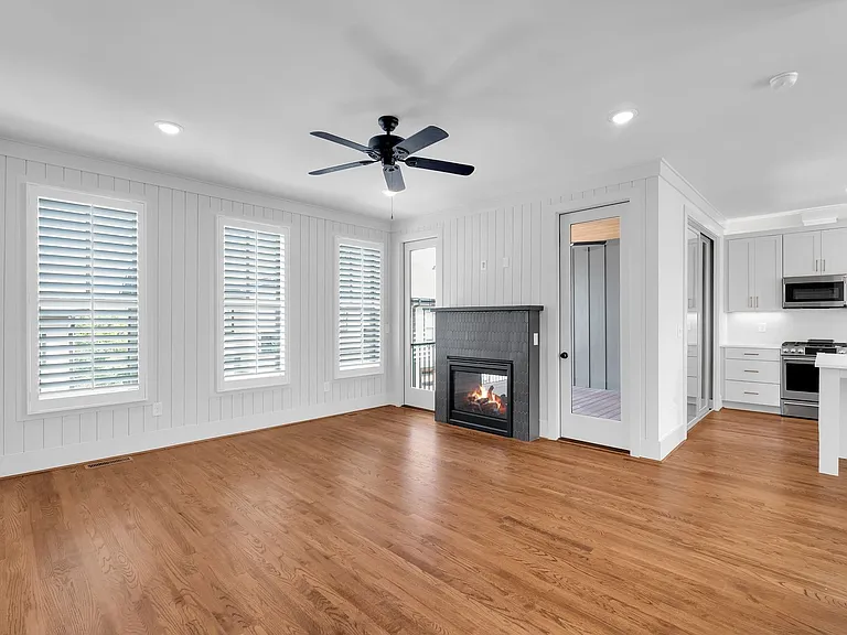 708 Anderson Rd — Photo 10