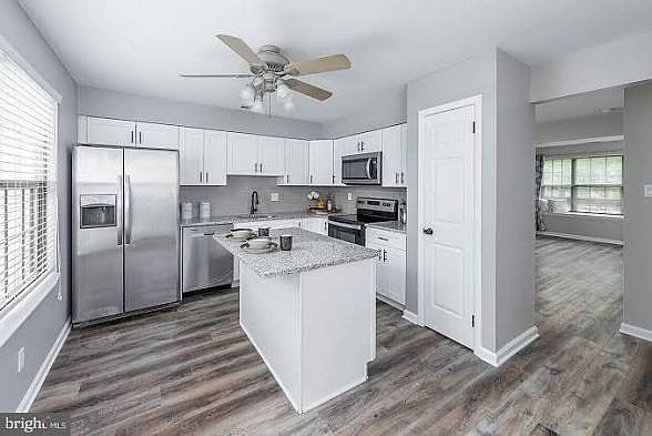 1st image of 639 Foxton Ct