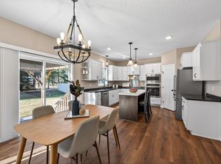 1962 William Ln, Lino Lakes, MN 55038